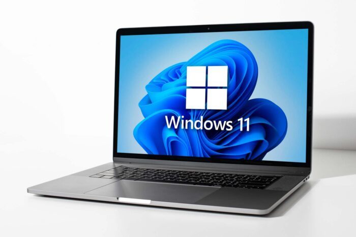 Buy win. Компьютер 11. Windows 11 компьютер. Windows 11 коробочная версия.